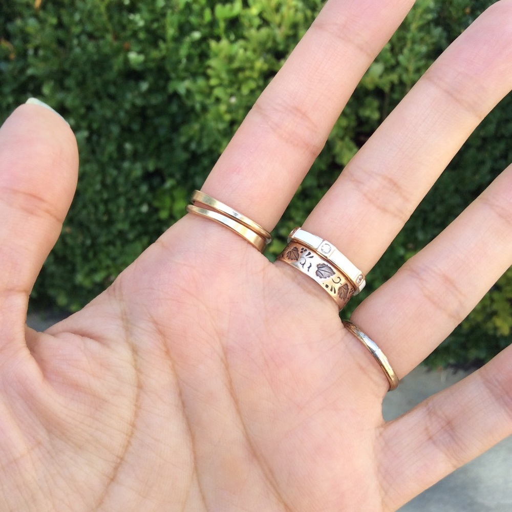 ⬇️$180 12k GOLD 😍 Goddess Spiral Ring!!! - Picture 6 of 7